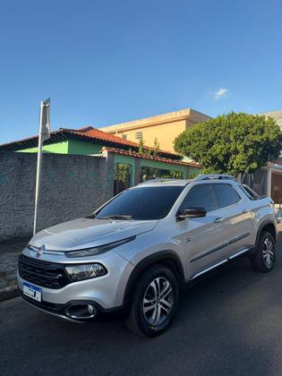 FIAT TORO 2.0 16V TURBO DIESEL VOLCANO 4WD AT9 FIAT TORO 2.0 16V TURBO DIESEL VOLCANO 4WD AT9